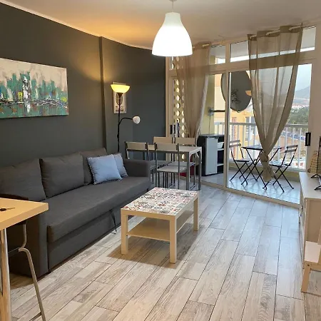 Torry De Yomely Sea View * Playa de las Americas (Tenerife)